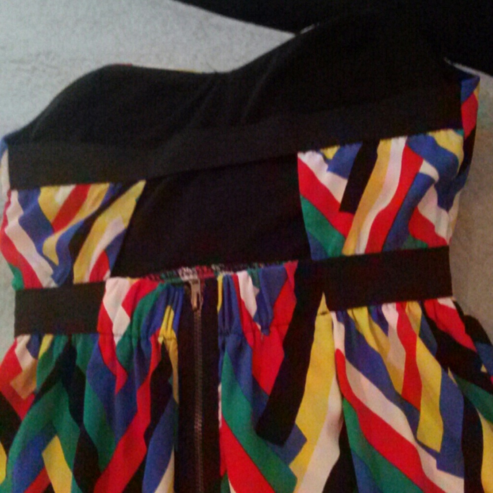 Dress - Picture 4 of 5